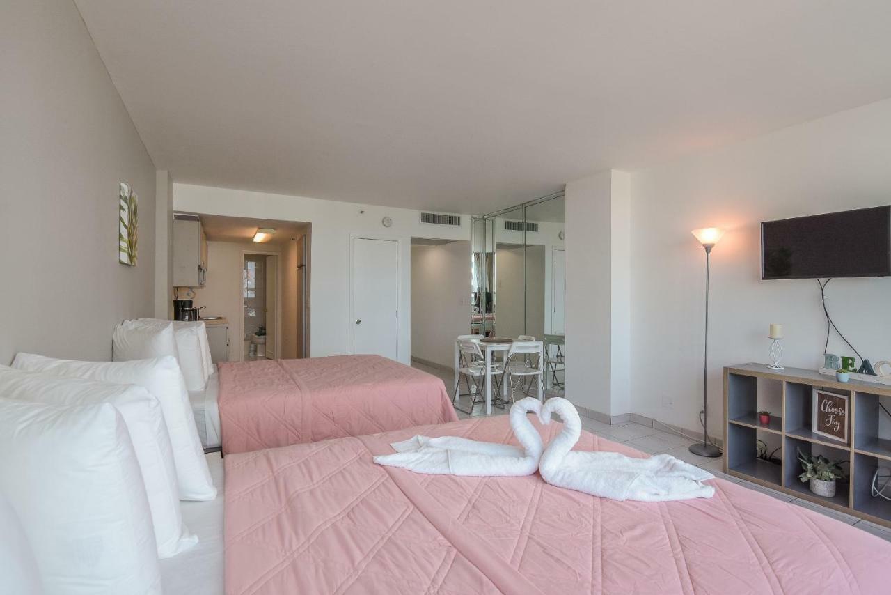 Castle Beach Suites By Vacation Media Miami Beach Ngoại thất bức ảnh