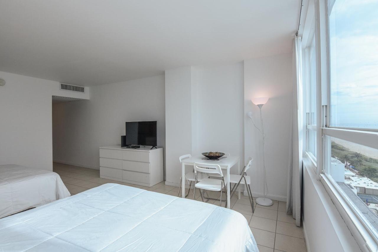 Castle Beach Suites By Vacation Media Miami Beach Ngoại thất bức ảnh